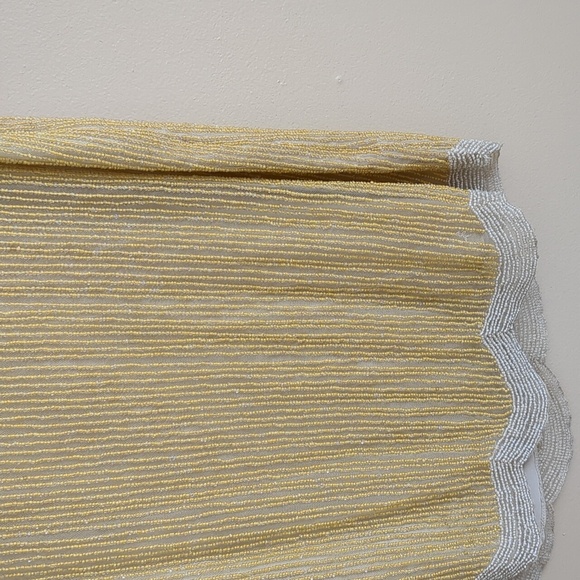 XS Dallin Chase Yellow Heavily Beaded Top Scalloped - Picture 7 of 17